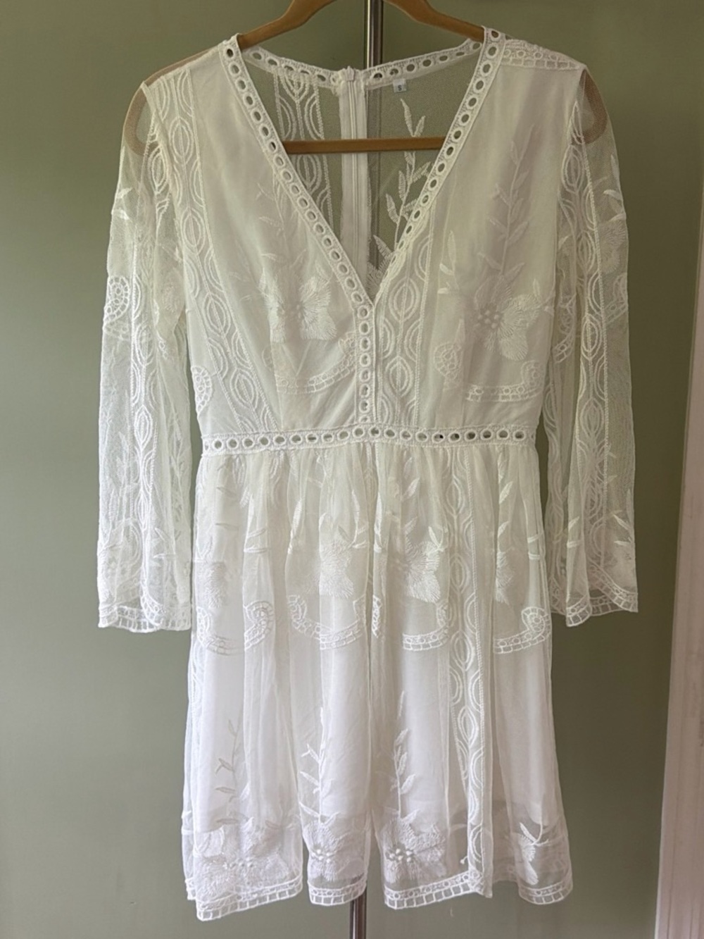White Lace Long Sleeve Mini Dress